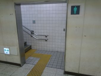 地下4階総武地下通路千葉側1.JPG
