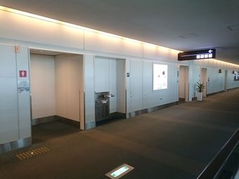 羽田空港第2旅客ターミナル出発ロビー62 1.JPG