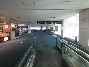 羽田空港第2旅客ターミナル出発ロビー58 2.JPG